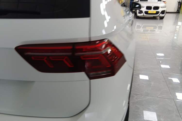 Used Volkswagen Tiguan L 2023 330TSI Automatic Two-Wheel Drive R-Line Enjoyment Edition