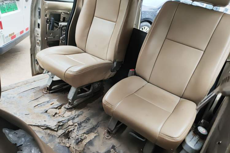 Used Wuling Rongguang 2011 1.2L Base Version