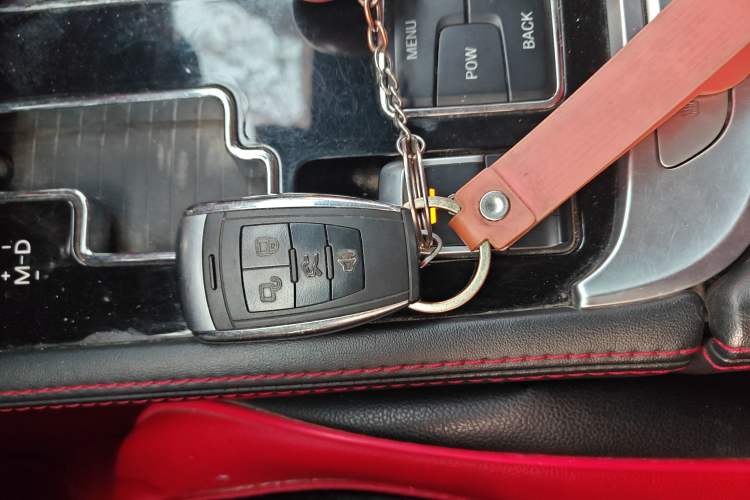 Used BAIC Off-Road BJ40 2019 2.3T Automatic Four-Wheel Drive Urban Hunter Edition Premium Model China VI Emission Standard