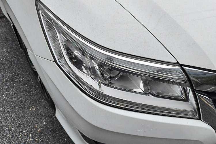 Used Honda Crider 2016 1.8L CVT Luxury Edition Right Front Headlight