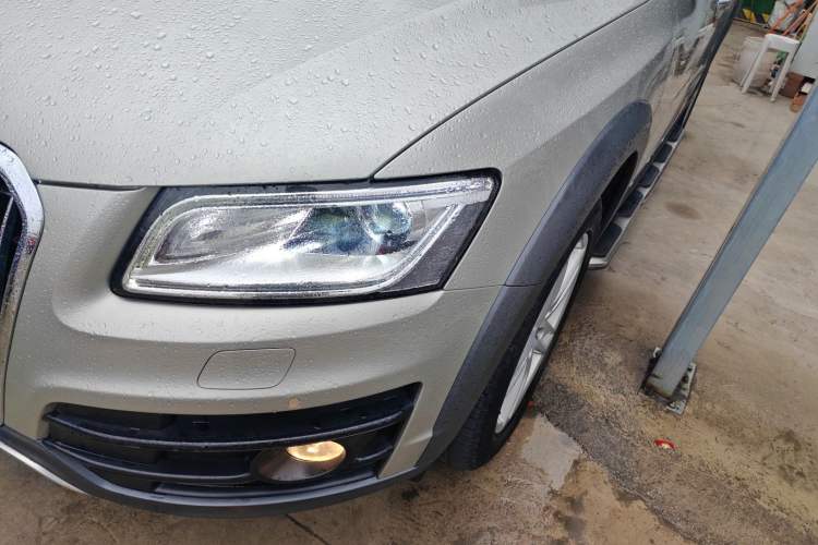 Used Audi Q5 2018 Collector's Edition 40 TFSI Technology Model