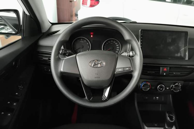 Used Hyundai Celesta 2018 1.6L Automatic GL Enjoyment Version China V Standard
