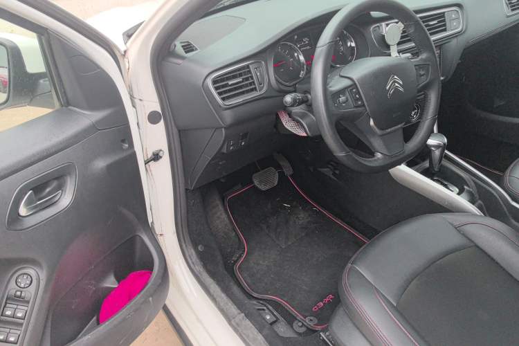 Used Citroen C3-XR 2015 1.6L Automatic Pioneer Model Driver Seat