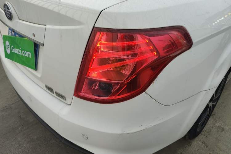 Used Bestune B50 2013 1.6L manual Comfort trim level