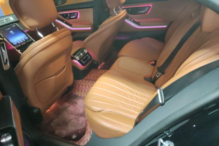 Used Mercedes-Benz S-Class 2021 S 400 L Business Model Left Rear Seat