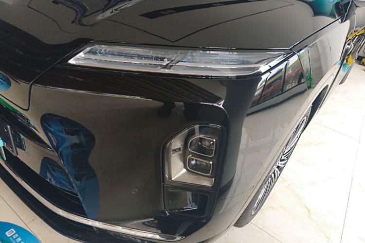 Used Nio ES8 2026 Model 6-seat Executive Luxury Edition Left Front Headlight