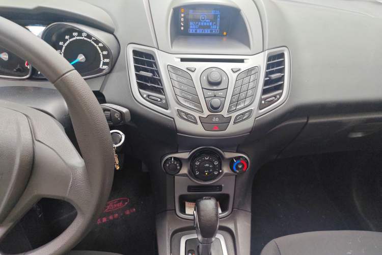 Used Ford Fiesta 2013 Hatchback 1.5L Automatic Fashion Edition
