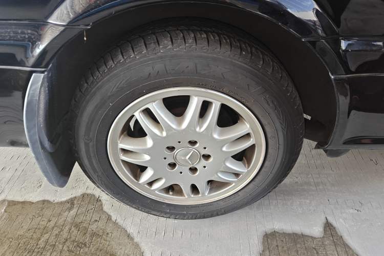 Used Mercedes-Benz Vito 2013 3.0L Elite Edition