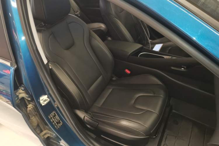 Used Hyundai Elantra 2021 1.5L CVT LUX Prestige Edition
