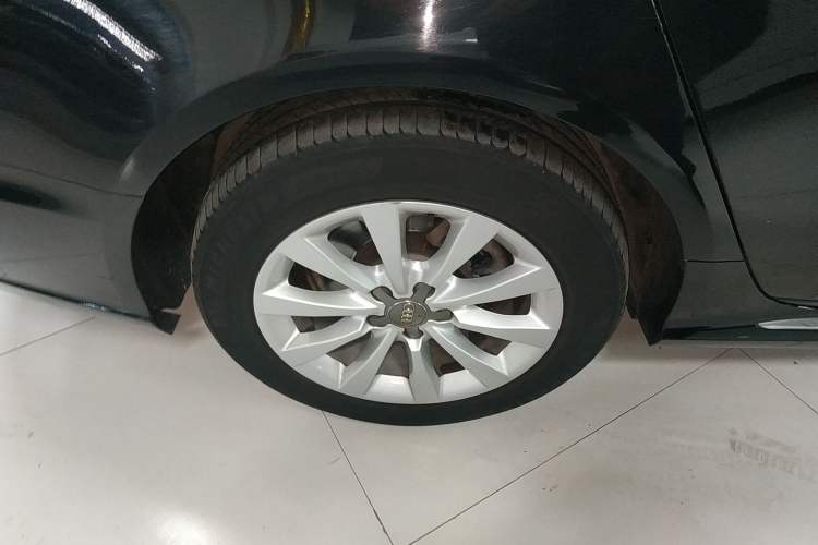 Used Audi A6L 2017 TFSI Technology Edition Exterior 5