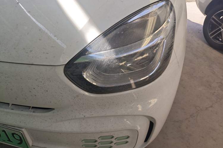 Used Roewe Clever 2021 302 km New Four-Seater Super-Efficient Version