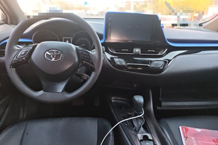 Used Toyota IZOA 2020 2.0L Enjoy Edition Center Console