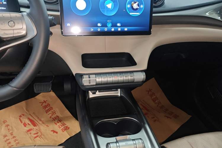 Used BYD Dolphin 2024 Honor Edition 420km Fashion Version
