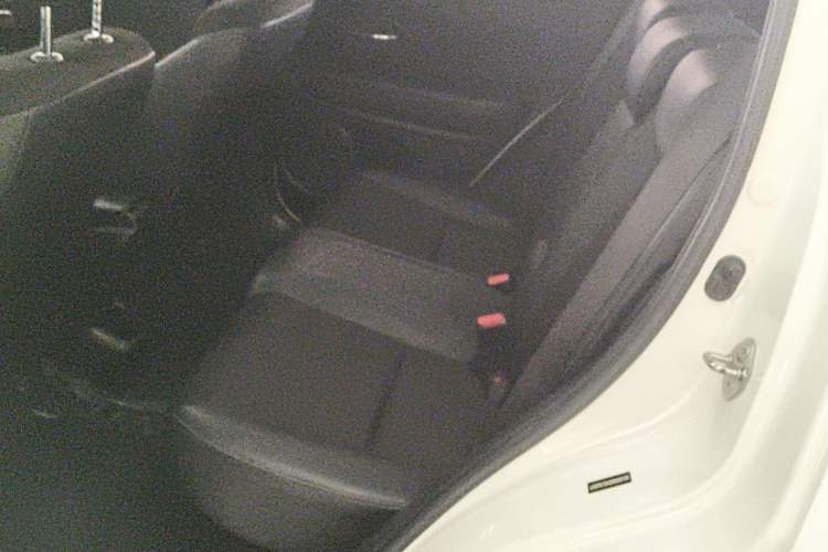 Used Honda Vezel 2020 1.5L CVT Pioneer Edition Left Rear Seat