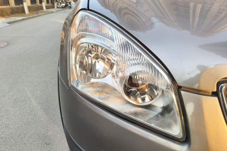 Used Nissan Qashqai 2012 1.6XE Wind 5MT 2WD Right Front Headlight