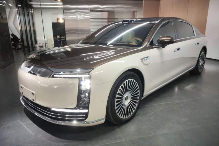 Used Hima S800 2025 Model, Range-Extended Starlight Executive Edition, 4 Seats