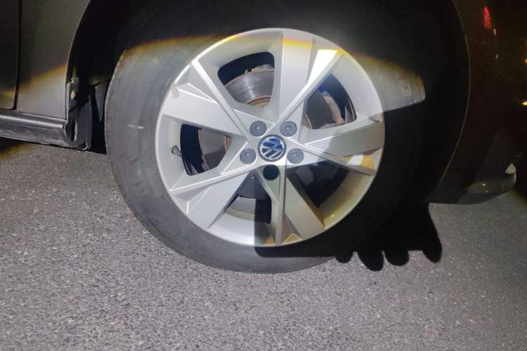 Used Volkswagen Bora 2015 Value Edition 1.6L Automatic Comfort Version