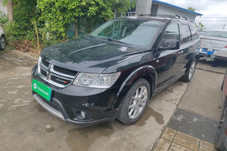 Used Dodge Journey 2013 2.4L Two-Wheel Drive Luxury Version