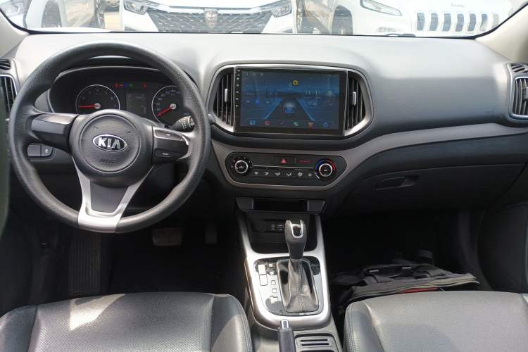 Used Kia KX3 2017 1.6L Automatic Aoya Version Center Console