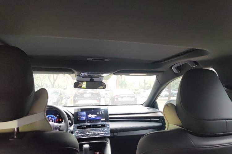 Used Toyota Avalon 2024 2.0L Ambition Edition Headliner