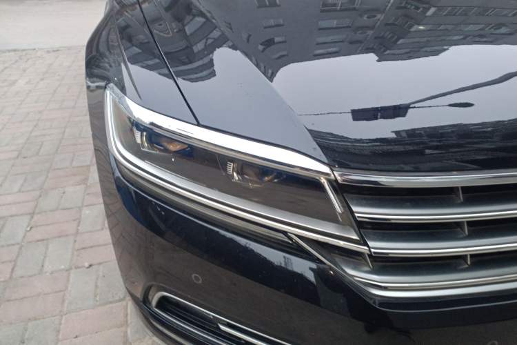 Used Volkswagen Phideon 2019 380TSI Two-Wheel Drive Business Edition China VI Standard