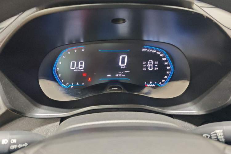 Used Wuling Hongguang S3 2019 1.5L Manual Comfort Model China VI Standard
