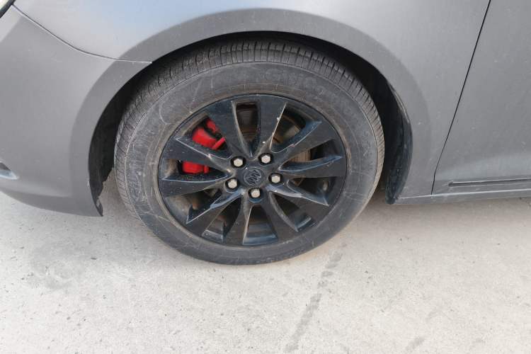 Used Buick LaCrosse 2013 2.4L SIDI Leading Comfort Version