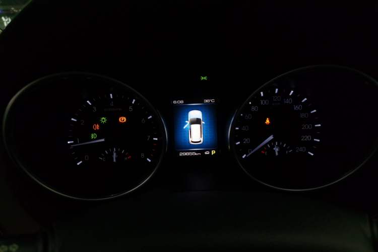 Used Haval H6 Coupe 2019 1.5T Automatic Two-Wheel Drive Luxury Smart Connectivity Version China VI Standard
