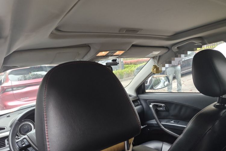 Used Bestune X80 2016 2.0L automatic Comfort trim level Headliner