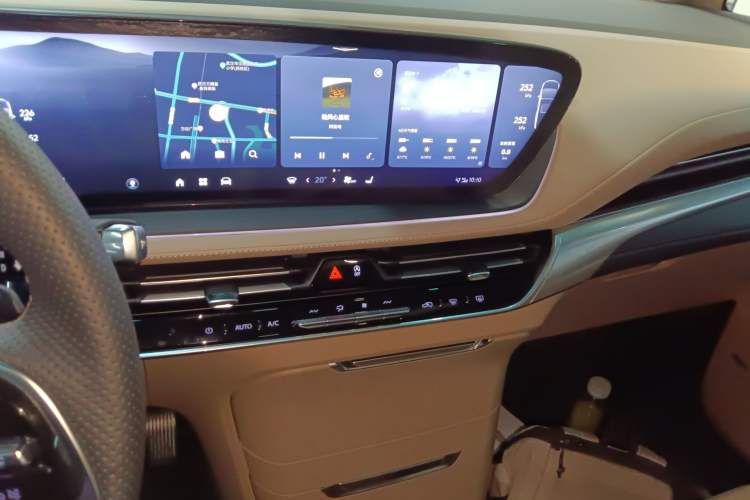 Used Buick Century 2023 2.0T Seven-Seater Deluxe Edition