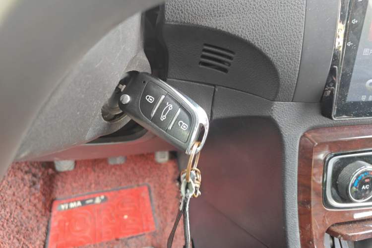 Used Zotye T600 2015 1.5T Manual Elite Model