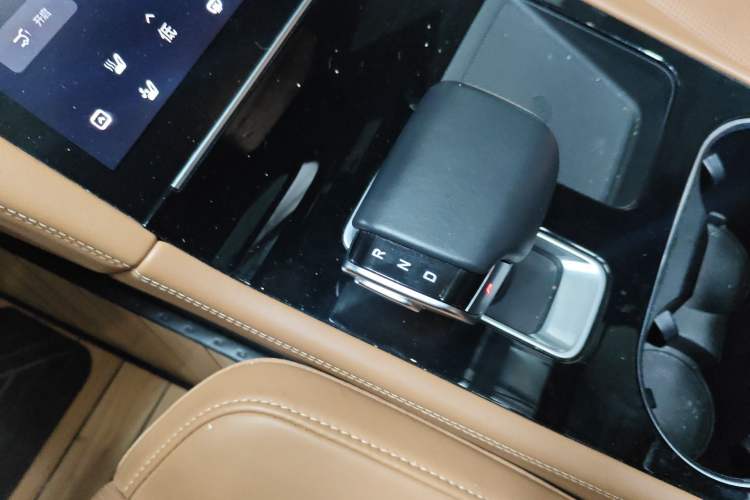 Used Li Auto ONE 2020 Extended-Range 6-Seater Version Gear Lever