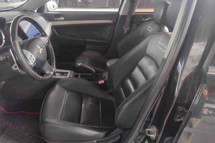 Used Mitsubishi Lancer EX 2015 1.8L CVT ZhiShang Edition China IV Standard