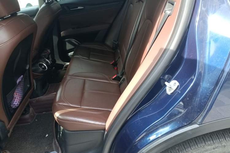 Used Alfa Romeo Stelvio 2017 2.0T 200HP Luxury Edition