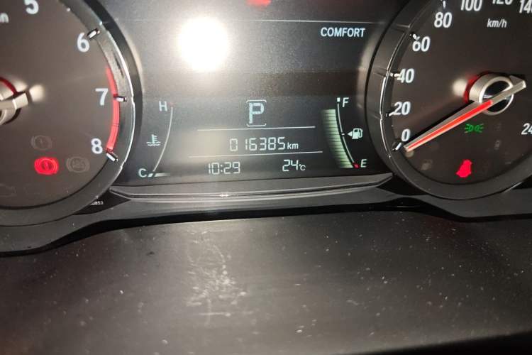 Used Honda Avancier 2020 240TURBO Front-Wheel Drive Smart Edition Odometer Close Up