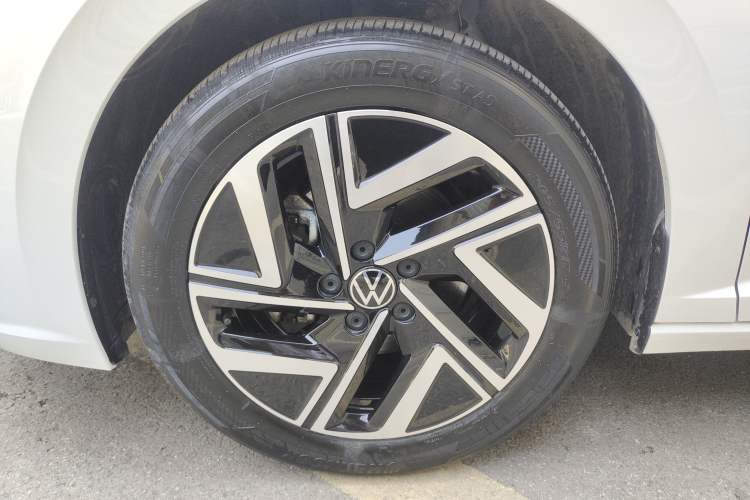 Used Volkswagen Sagitar 2023 300TSI DSG Excellence Edition Exterior 4