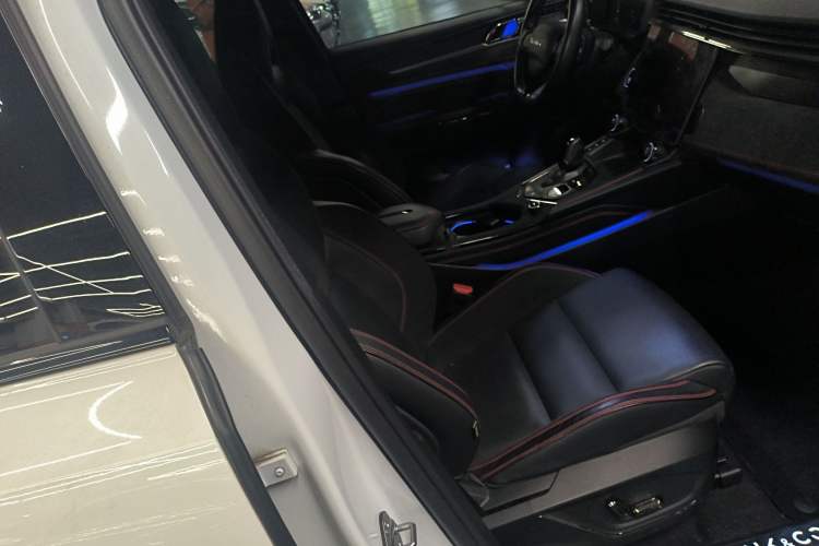 Used Lynk & Co 05 2020 2.0TD Four-Wheel Drive HypeHalo
