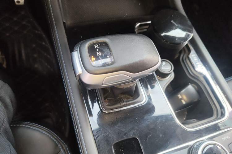 Used BAIC Off-Road F40 2021 2.0T Automatic Cube Edition Gear Lever