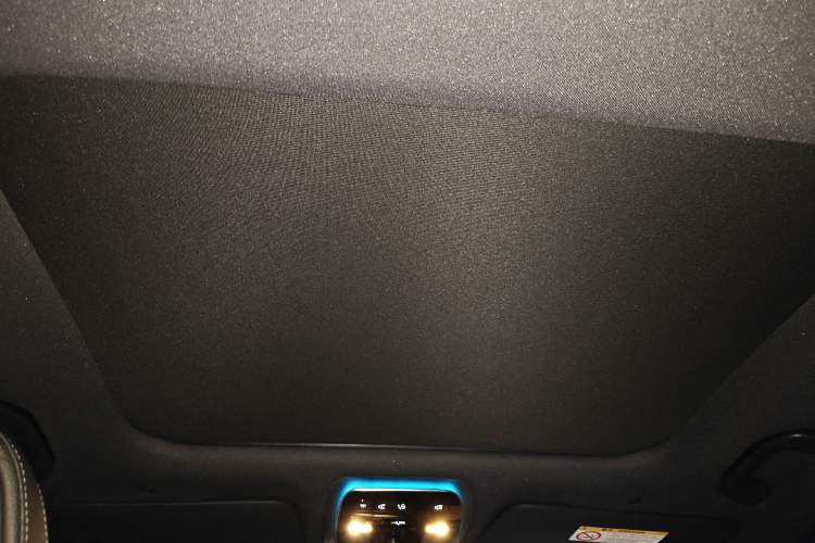 Used Mercedes-Benz C-Class New Energy 2024 C 350 eL Headliner