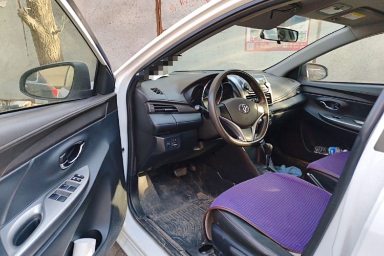 Used Toyota YARiS L Zhi Xuan 2015 1.5E Automatic Charm Edition
