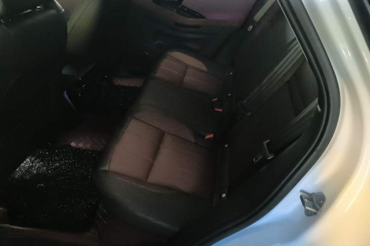 Used Land Rover Range Rover Evoque 2024 Aurora L 249 PS Prestige Light-Chasing Edition
