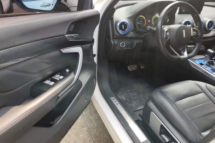 Used Wey VV7 2017 2.0T Flagship Model