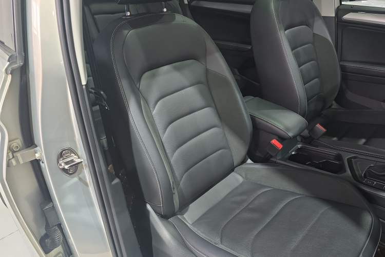 Used Volkswagen Tiguan L 2018 Facelift 330TSI Automatic Two-Wheel Drive Luxury Edition