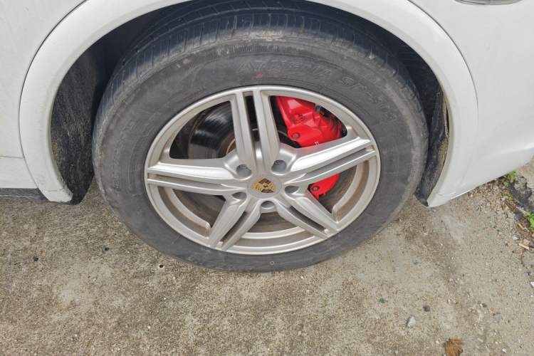 Used Porsche Cayenne 2014 3.6T Automatic Transmission U.S. Specification
