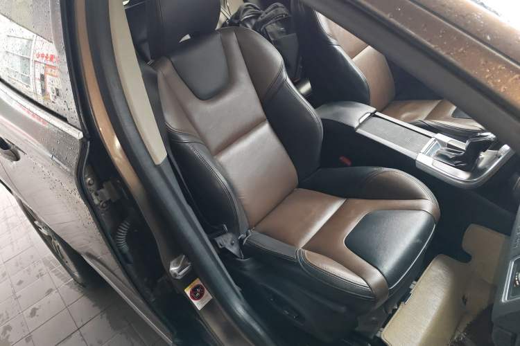 Used Volvo XC60 2016 T5 AWD Zhiyuan Edition Right Front Seat