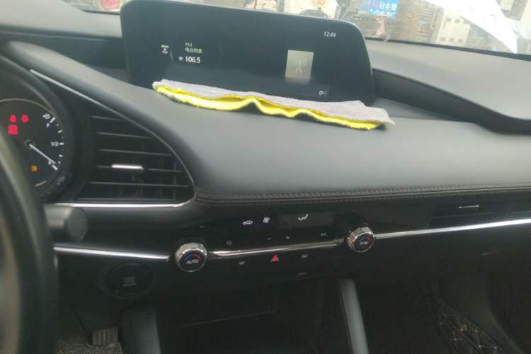 Used Mazda Mazda 3 Axela 2021 2.0L Automatic ZhiXuan Edition