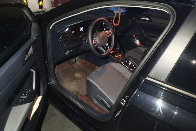 Used Volkswagen Lavida 2023 New Sharp 1.5L Automatic Excellent New Edition