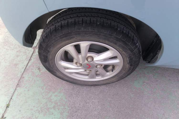 Used Wuling Hongguang MINIEV 2020 Freedom Version Lithium Iron Phosphate Exterior 5