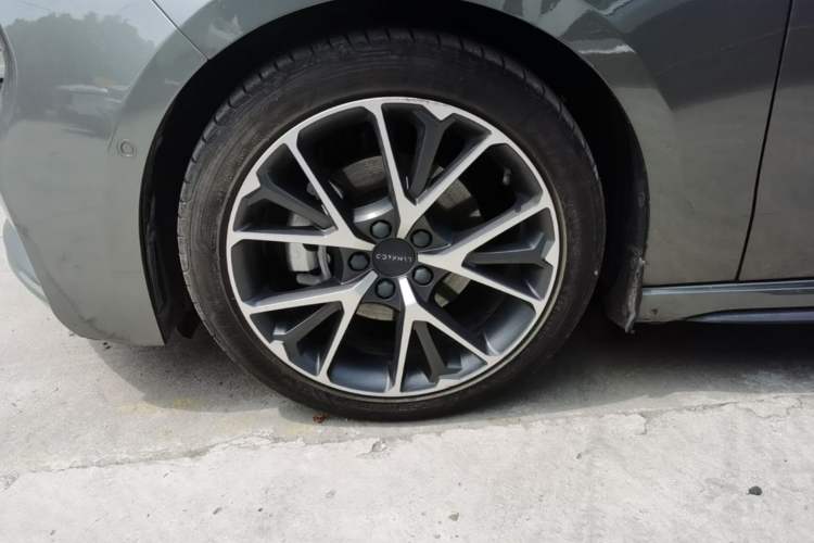 Used Lynk & Co 03 2022 1.5TD DCT JingPro Exterior 4