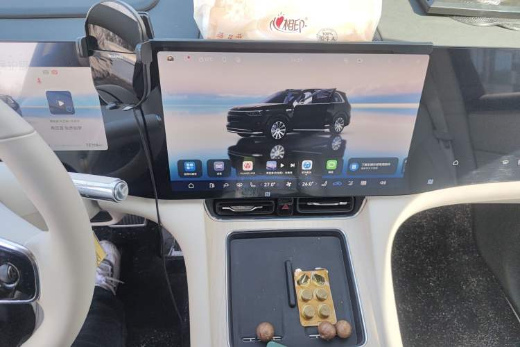 Used Hima AITO M8 2025 Extended-Range Max+ Version 53.4 kWh 6-Seater Edition Audio And AC Panel